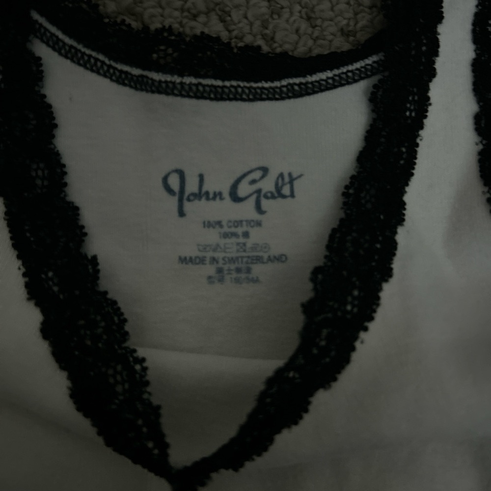 Brandy Melville Black and White Crop Top